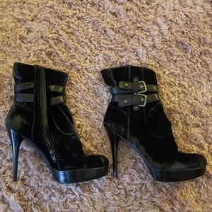 Stuart Weitzman Black velvet Boots